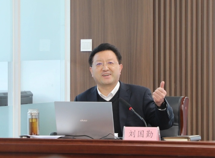 市政府国资委党委书记、主任刘国勤到凯时AG集团讲专题党课